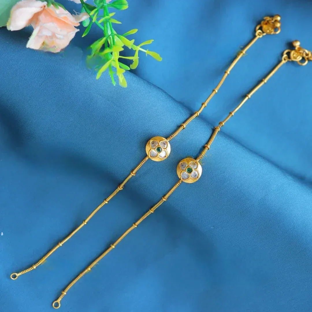 Green & White Floral Diamond Anklets